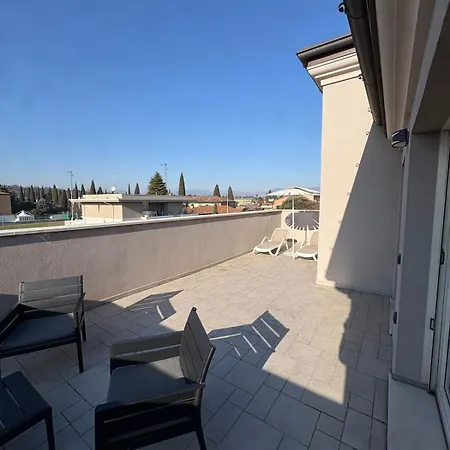 Apartament Penthouse Desenzano *